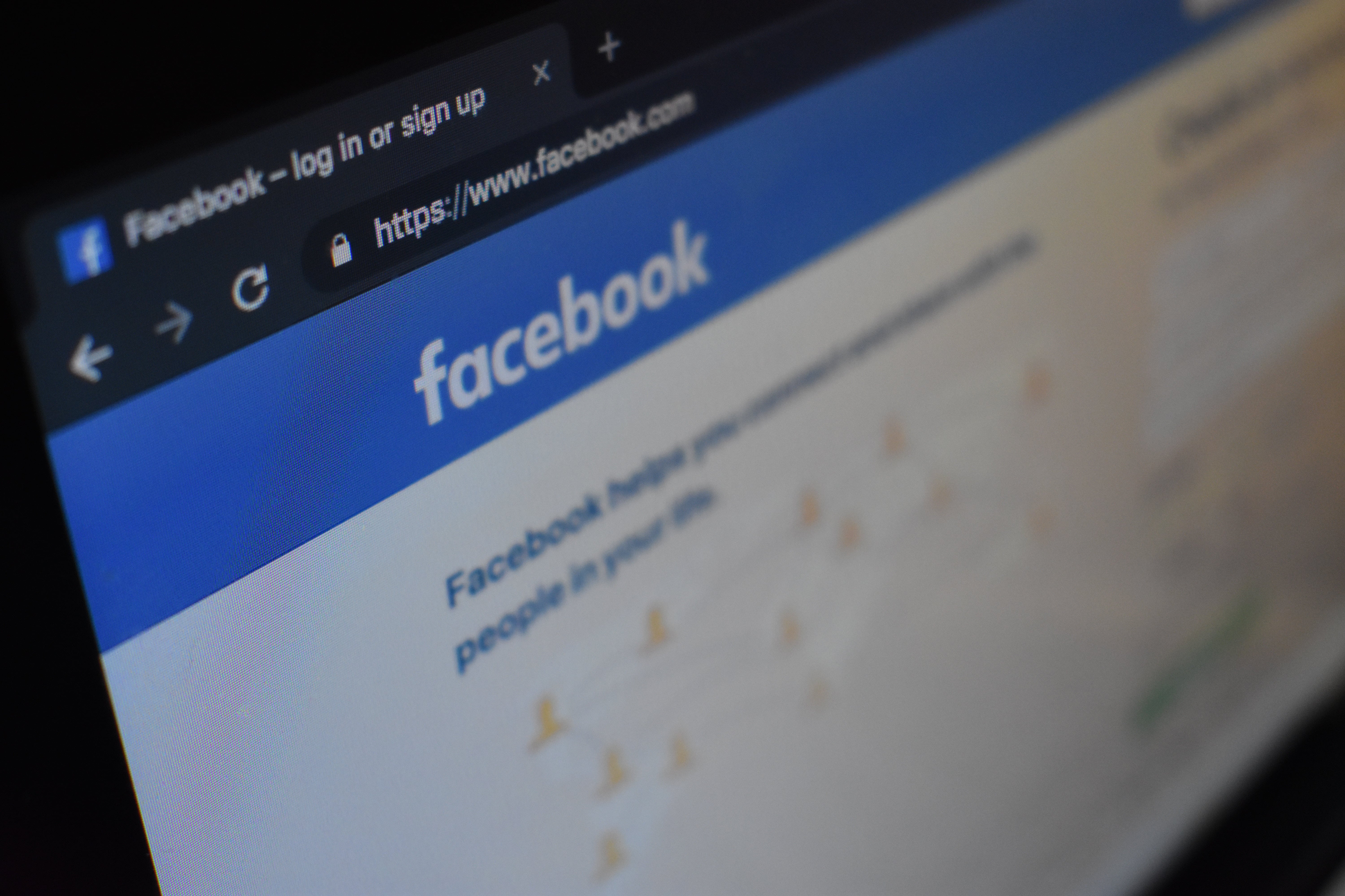 mark zuckerberg souhaite redorer l'image de facebook en assurant la securite des donnees utilisateurs